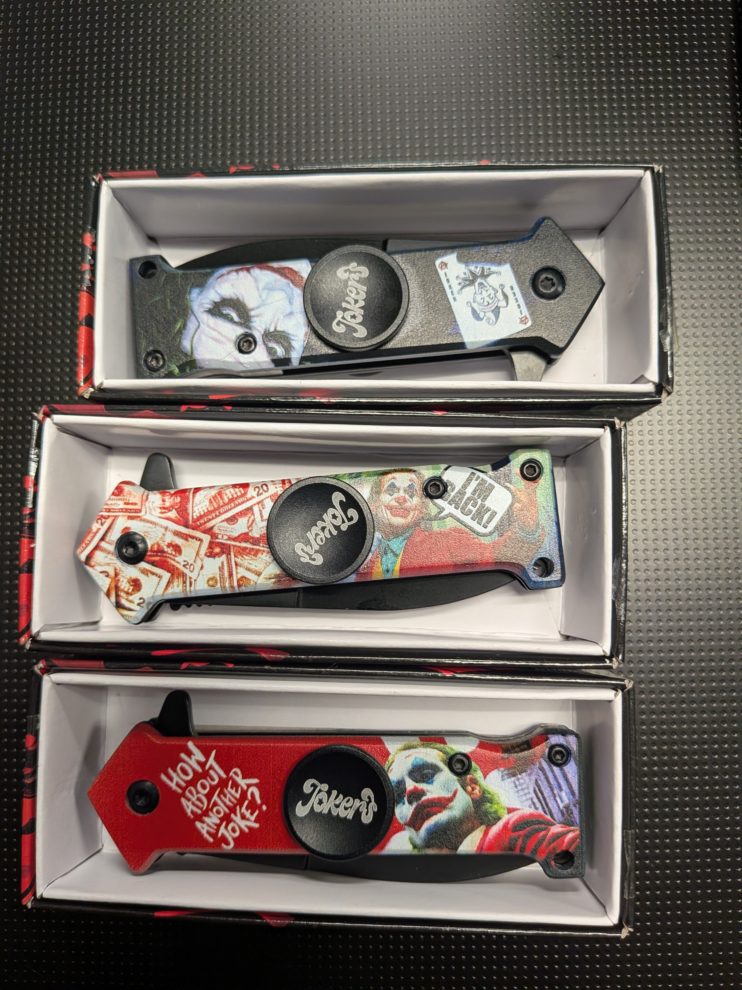 Comic Fidget Spinner Knife